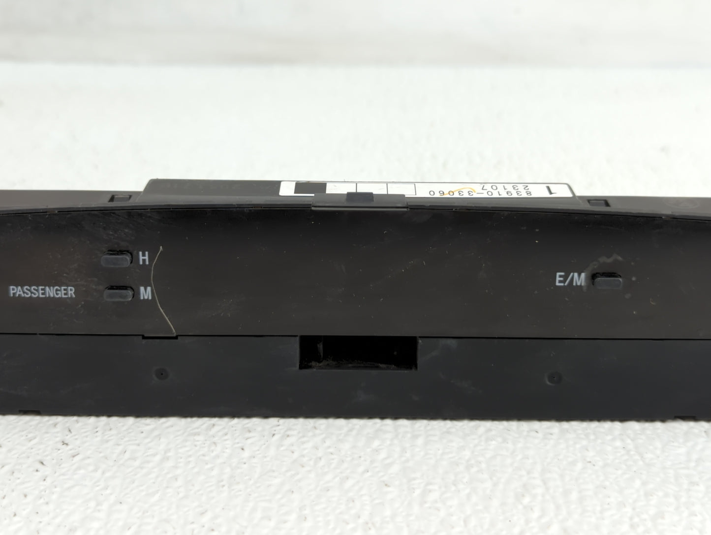 TOYOTA CAMRY CENTER DASH DIGITAL CLOCK - Oemusedautoparts1.com