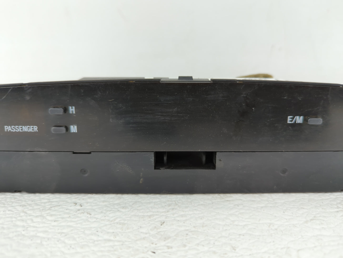 2002 Toyota Camry Digitial Dash Clock P/N:83910-33120 83910-06070, 83910-33060 Fits OEM Used Auto Parts - Oemusedautoparts1.