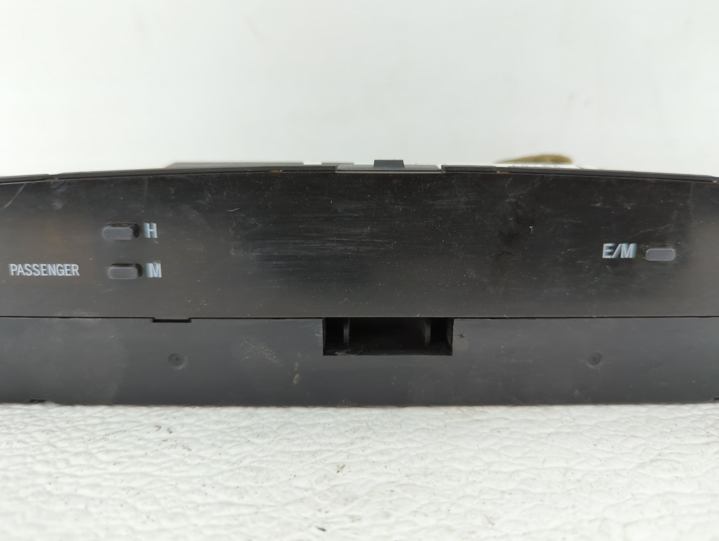 2002 Toyota Camry Digitial Dash Clock P/N:83910-33120 83910-06070, 83910-33060 Fits OEM Used Auto Parts - Oemusedautoparts1.
