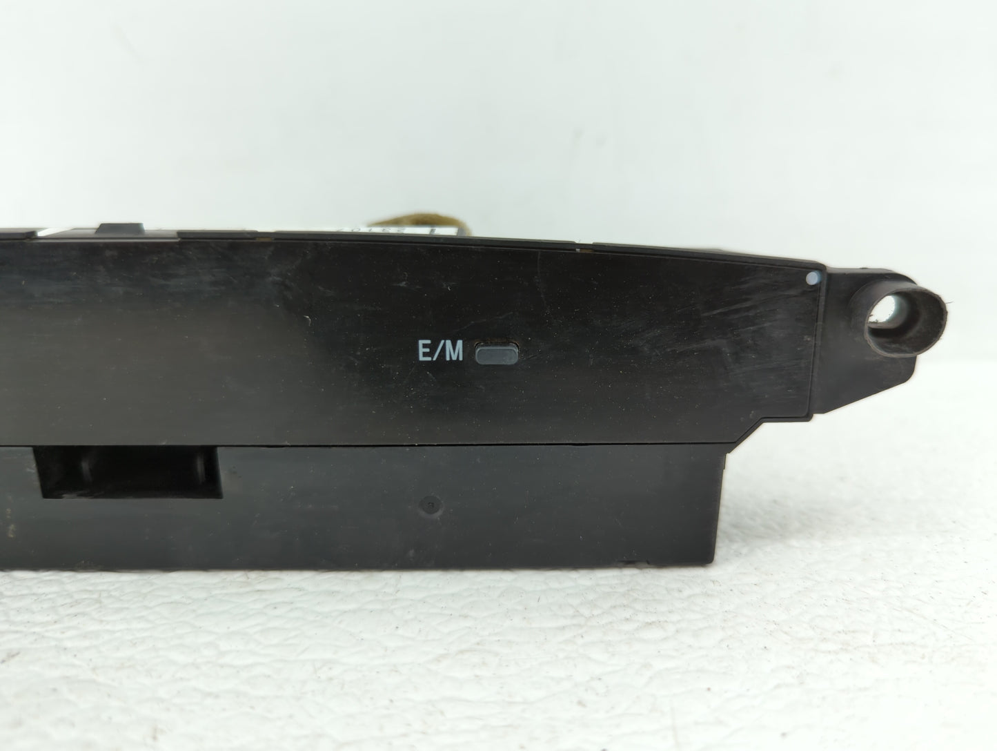 2002 Toyota Camry Digitial Dash Clock P/N:83910-33120 83910-06070, 83910-33060 Fits OEM Used Auto Parts - Oemusedautoparts1.