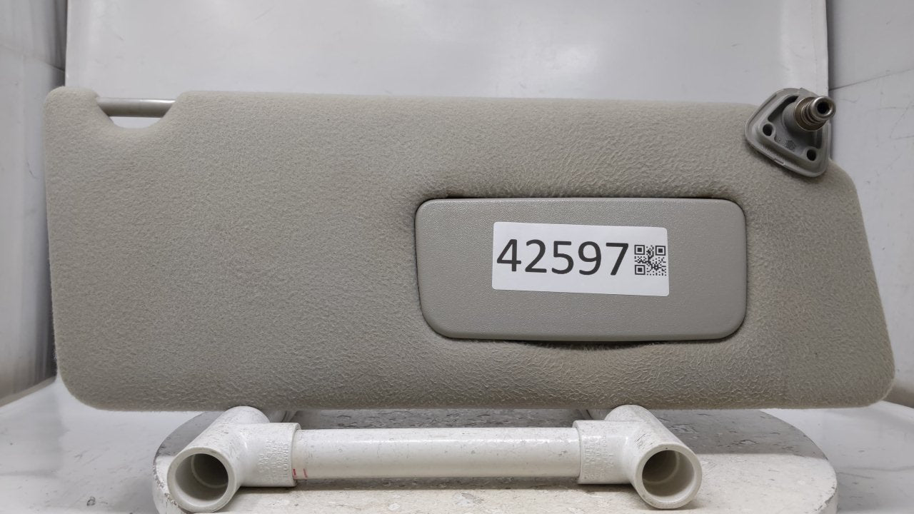 2002 Toyota Camry Sun Visor Shade Replacement Passenger Right Mirror Fits OEM Used Auto Parts - Oemusedautoparts1.com