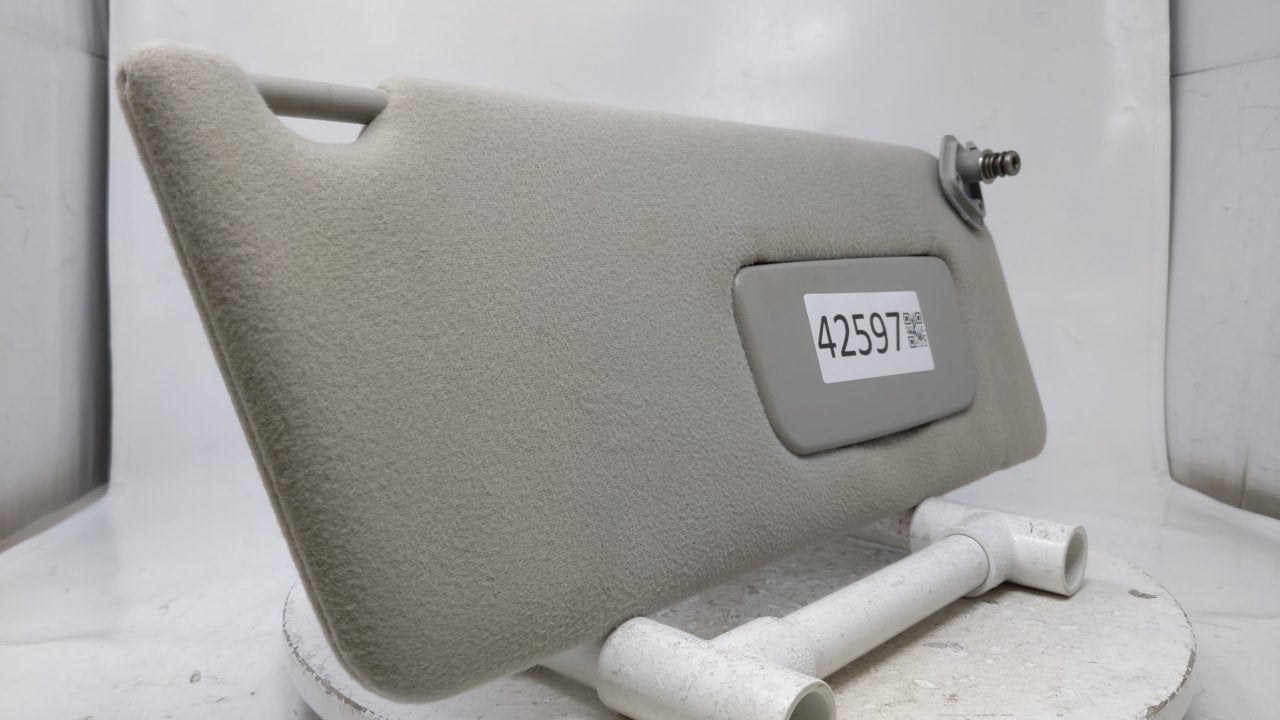 2002 Toyota Camry Sun Visor Shade Replacement Passenger Right Mirror Fits OEM Used Auto Parts - Oemusedautoparts1.com