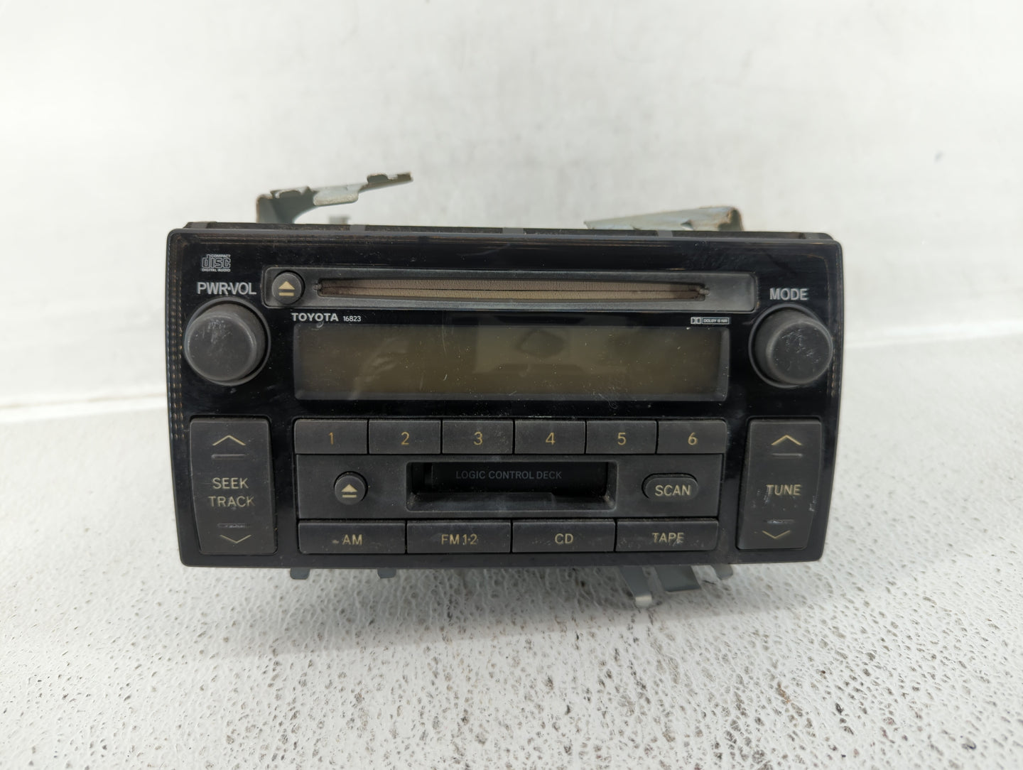 2002-2004 Toyota Camry Am Fm Cd Player Radio Receiver - Oemusedautoparts1.com