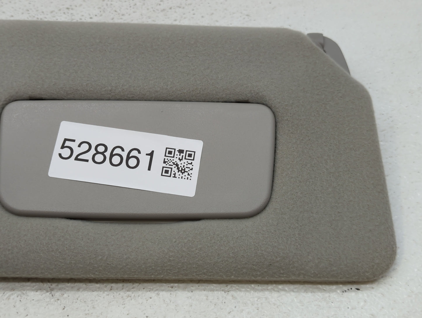 2002-2006 Toyota Camry Sun Visor Shade Replacement Passenger Right Mirror Fits Fits 2002 2003 2004 2005 2006 OEM Used Auto P