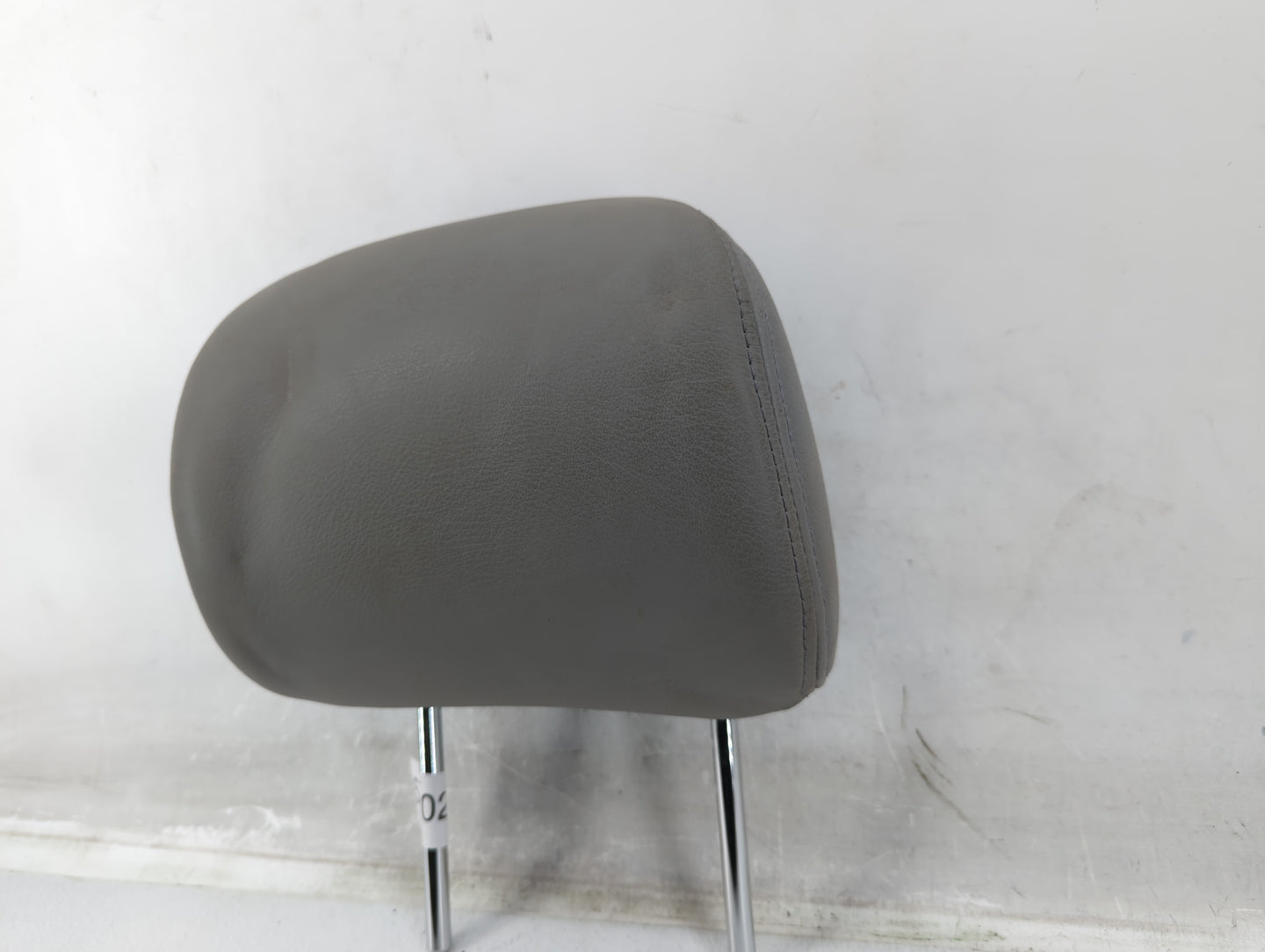 2002 Toyota Camry Headrest Head Rest Front Driver Passenger Seat Fits OEM Used Auto Parts - Oemusedautoparts1.com