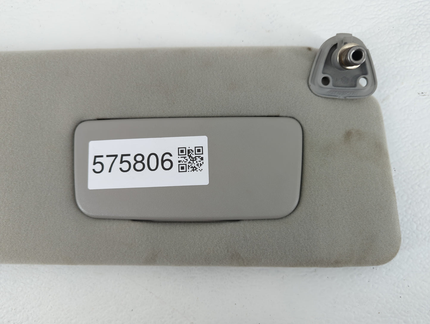 2002-2006 Toyota Camry Sun Visor Shade Replacement Passenger Right Mirror Fits Fits 2002 2003 2004 2005 2006 OEM Used Auto P