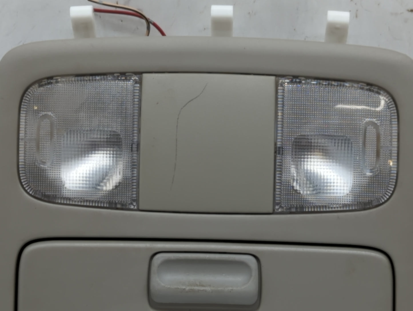 2002-2006 Toyota Camry Overhead Roof Console 588656 - Oemusedautoparts1.com