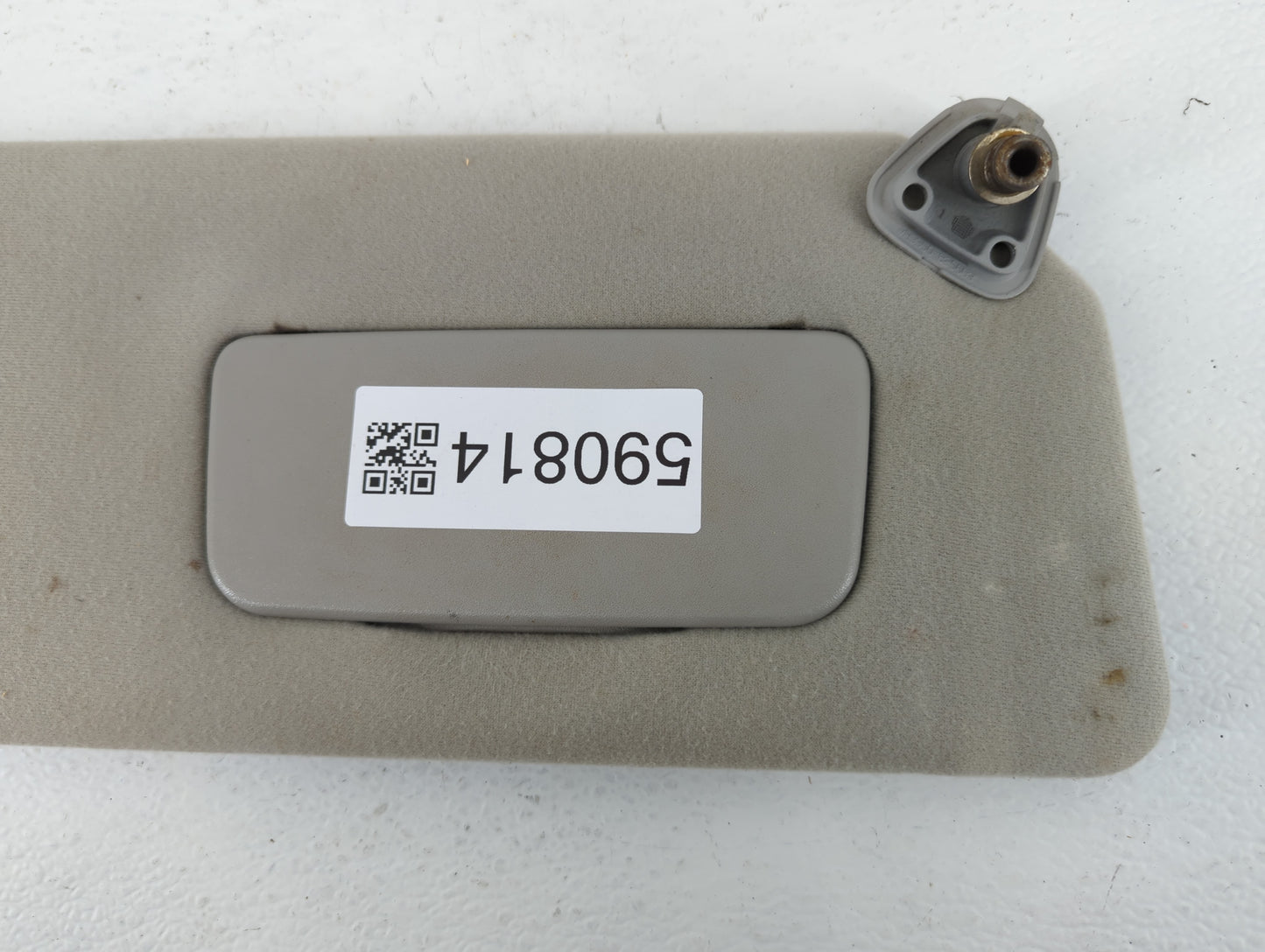 2002-2004 Toyota Camry Sun Visor Shade Replacement Passenger Right Mirror Fits Fits 2002 2003 2004 OEM Used Auto Parts - Oem