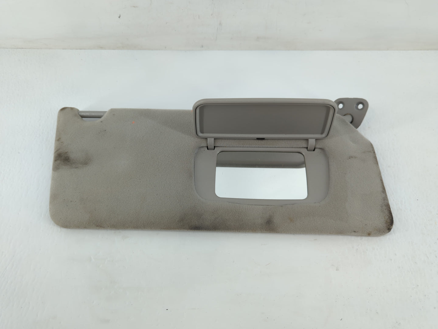 2002-2006 Toyota Camry Sun Visor Shade Replacement Passenger Right Mirror Fits Fits 2002 2003 2004 2005 2006 OEM Used Auto P