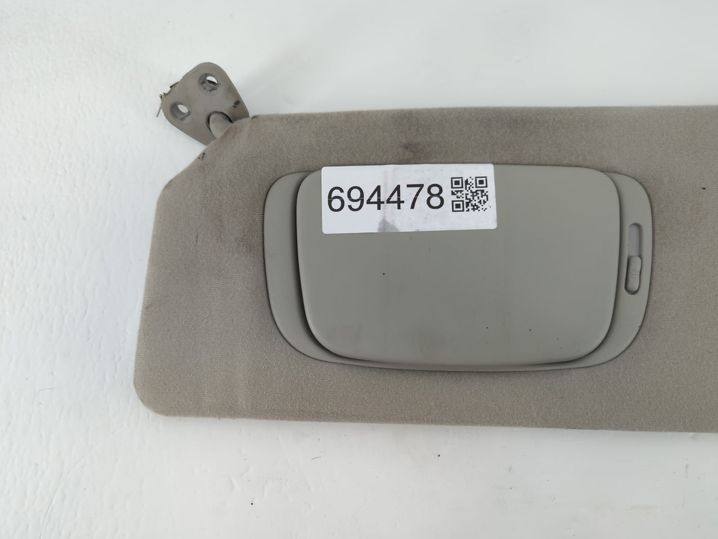 2002-2006 Toyota Camry Sun Visor Shade Replacement Passenger Right Mirror Fits Fits 2002 2003 2004 2005 2006 OEM Used Auto P