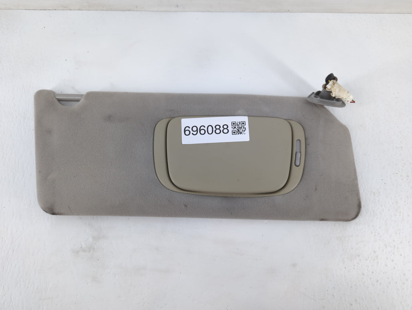 2002-2006 Toyota Camry Sun Visor Shade Replacement Passenger Right Mirror Fits Fits 2002 2003 2004 2005 2006 OEM Used Auto P