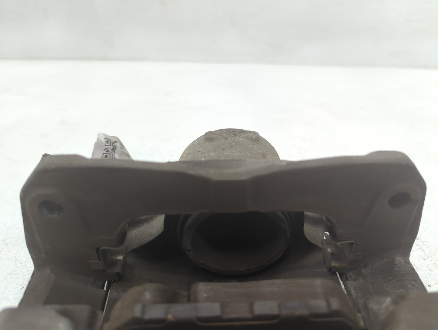 2002-2006 Toyota Camry Front Driver Left Brake Caliper - Oemusedautoparts1.com