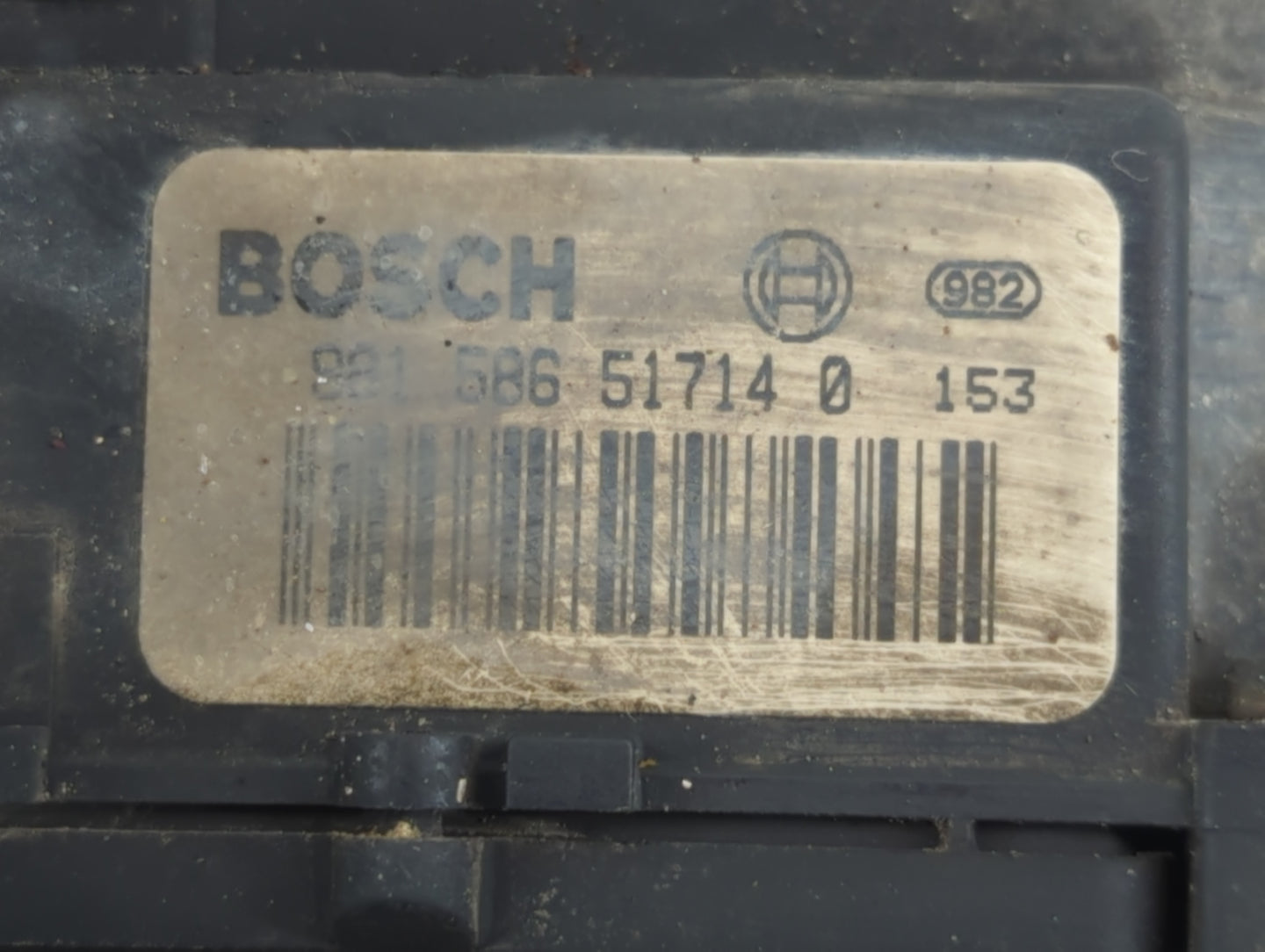 2002-2003 Toyota Camry ABS Pump Control Module Replacement P/N:881 586 517 Fits Fits 2002 2003 OEM Used Auto Parts - Oemused