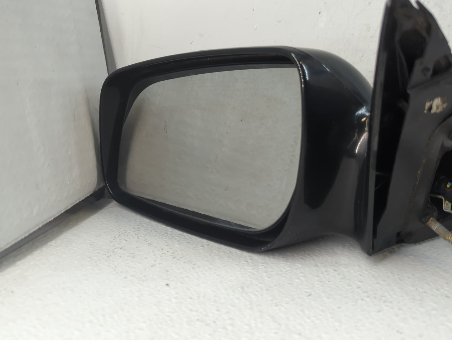 2002-2006 Toyota Camry Driver Side View Mirror - Left Door Mirror OEM Used - Oemusedautoparts1.com