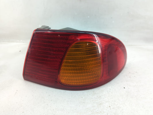 1998-2002 Toyota Corolla Tail Light Assembly Passenger Right OEM Fits Fits 1998 1999 2000 2001 2002 OEM Used Auto Parts - Oe