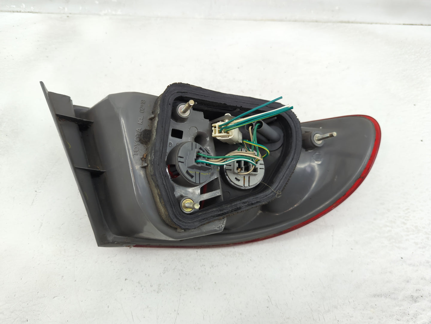 1998-2002 Toyota Corolla Tail Light Assembly Passenger Right OEM Fits Fits 1998 1999 2000 2001 2002 OEM Used Auto Parts - Oe