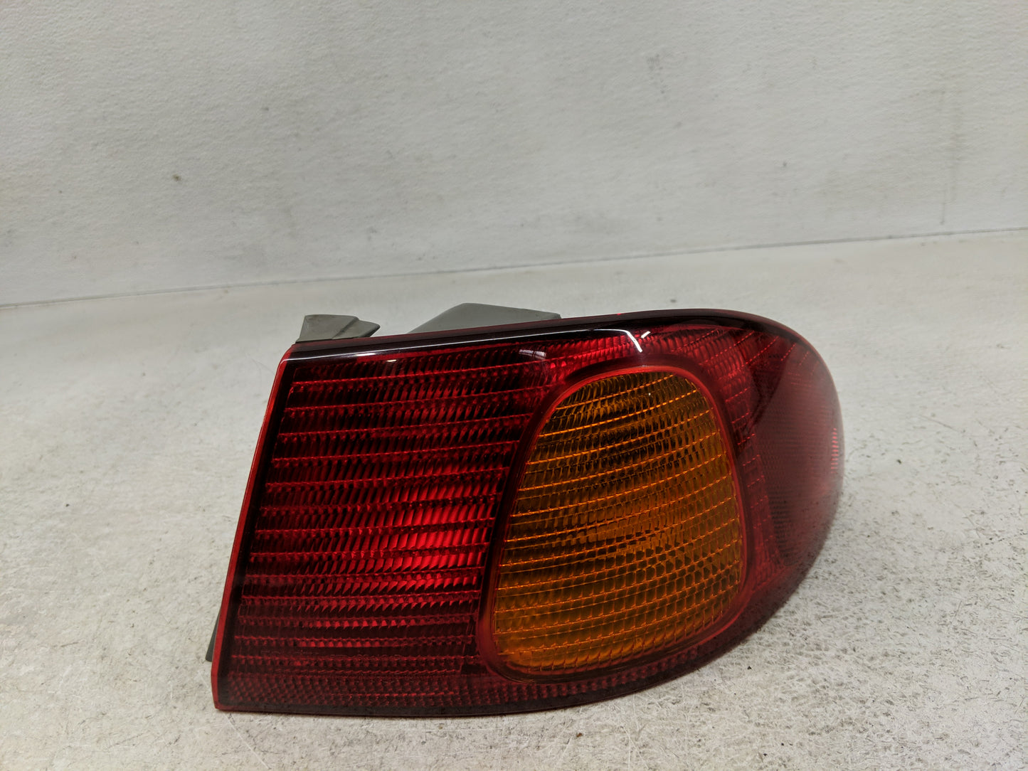 1998-2002 Toyota Corolla Tail Light Assembly Passenger Right OEM Fits Fits 1998 1999 2000 2001 2002 OEM Used Auto Parts - Oe