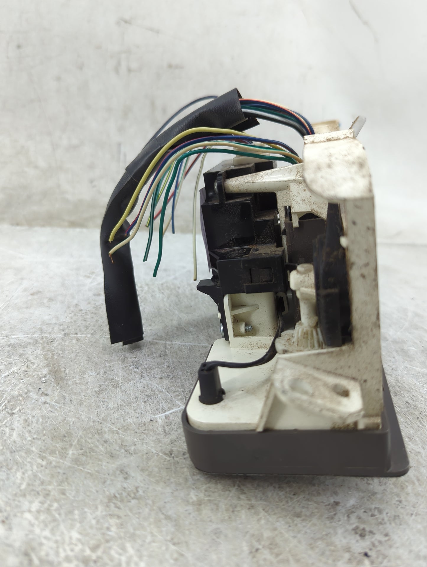 2001-2002 Toyota Corolla Climate Control Module Temperature AC/Heater Replacement Fits Fits 2001 2002 OEM Used Auto Parts - 
