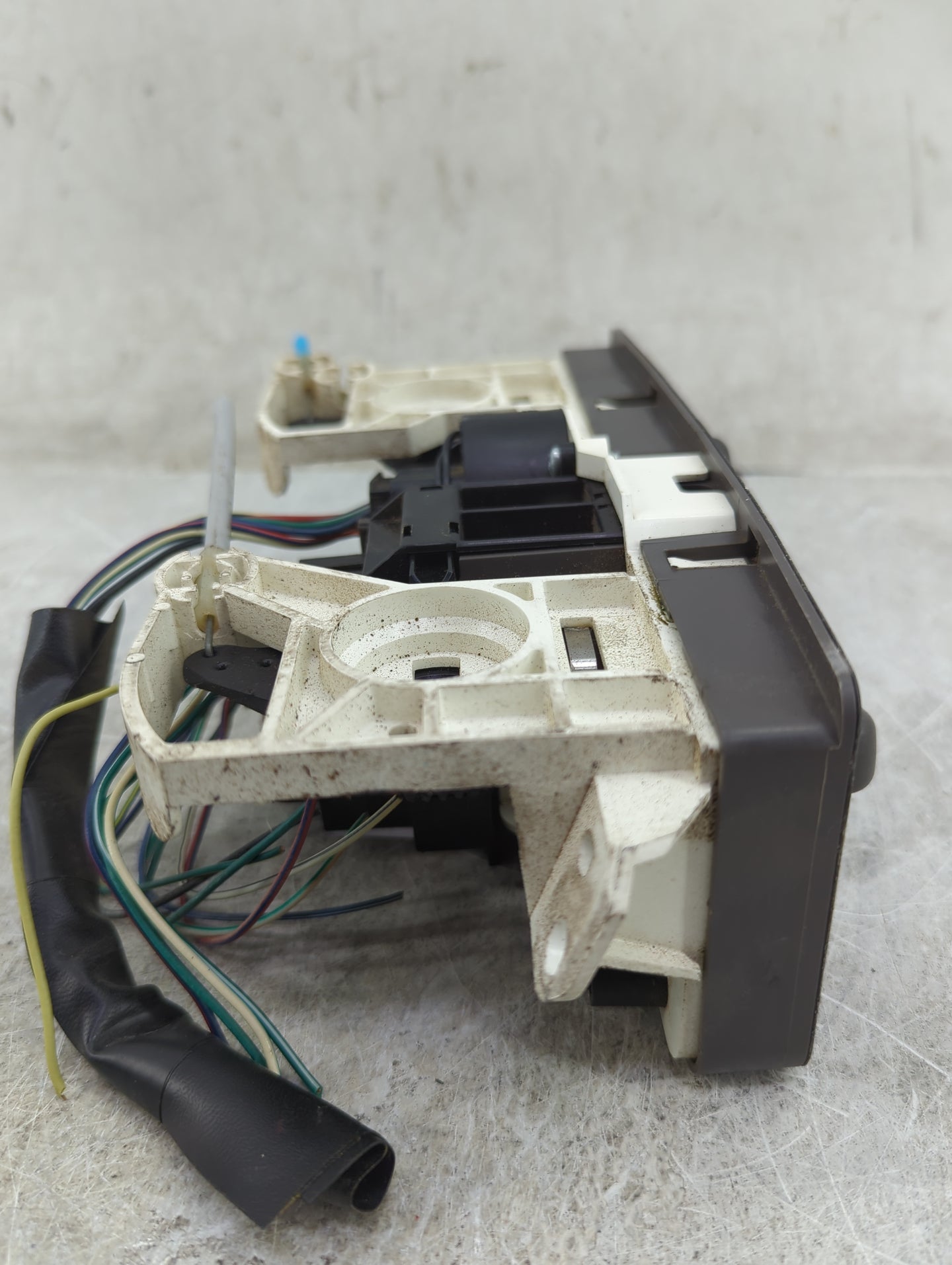2001-2002 Toyota Corolla Climate Control Module Temperature AC/Heater Replacement Fits Fits 2001 2002 OEM Used Auto Parts - 