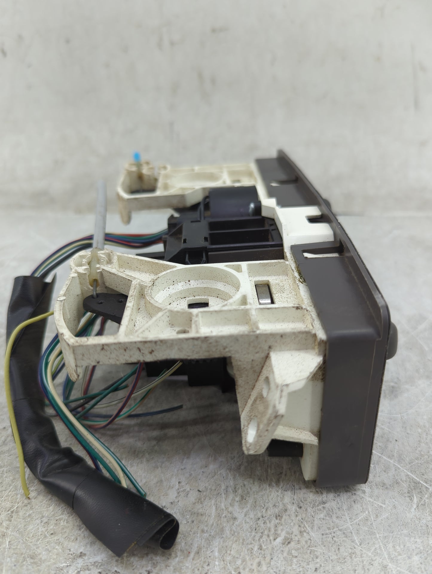 2001-2002 Toyota Corolla Climate Control Module Temperature AC/Heater Replacement Fits Fits 2001 2002 OEM Used Auto Parts - 