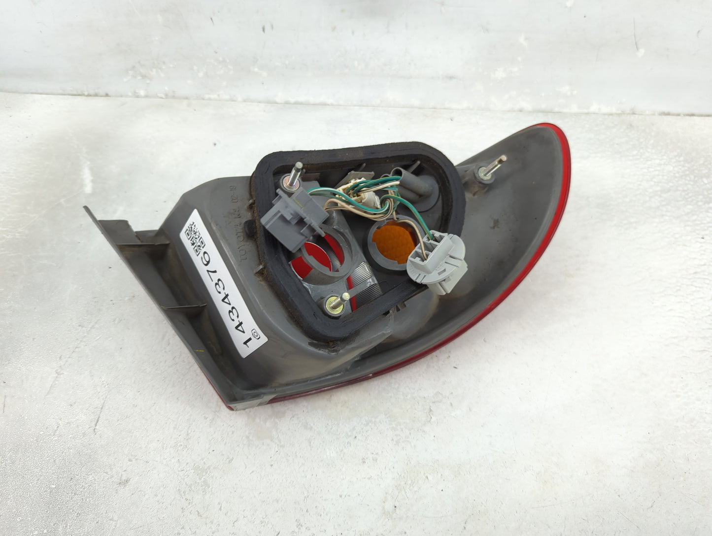 1998-2002 Toyota Corolla Tail Light Assembly Passenger Right OEM Fits Fits 1998 1999 2000 2001 2002 OEM Used Auto Parts - Oe