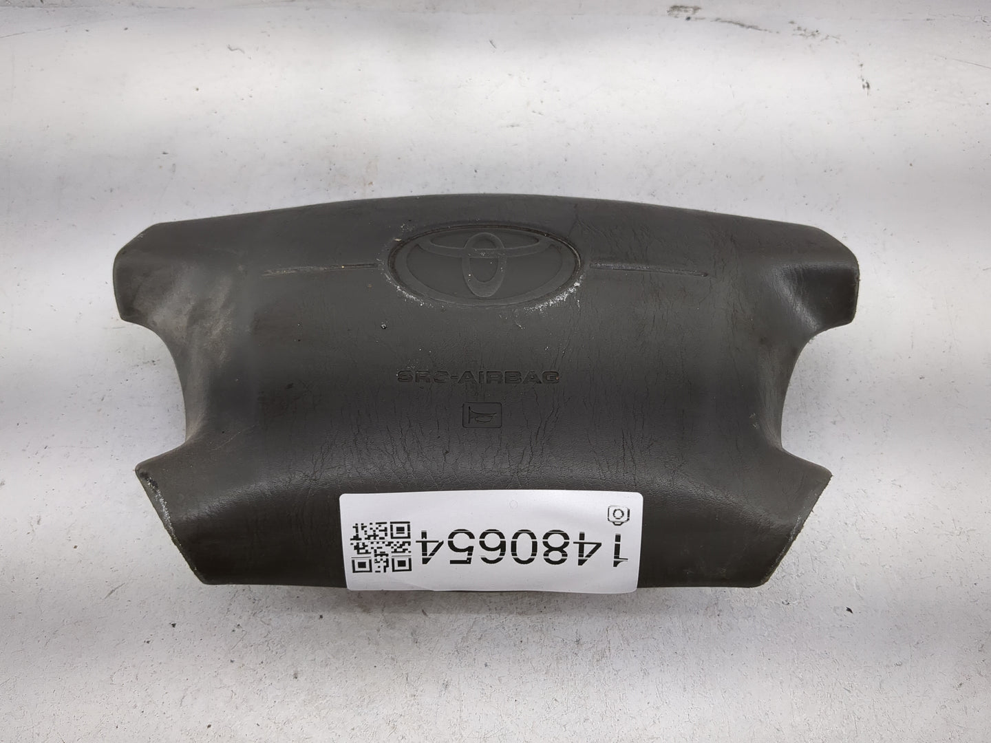 2001-2002 Toyota Corolla Air Bag Driver Left Steering Wheel Mounted Fits Fits 2000 2001 2002 2003 2004 2005 OEM Used Auto Pa