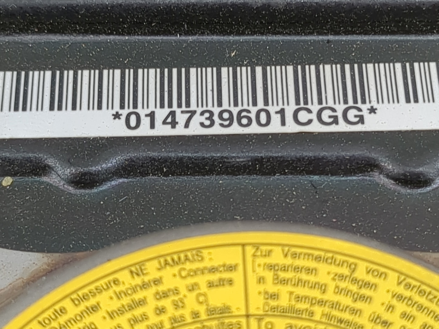 2001-2002 Toyota Corolla Air Bag Driver Left Steering Wheel Mounted Fits Fits 2000 2001 2002 2003 2004 2005 OEM Used Auto Pa