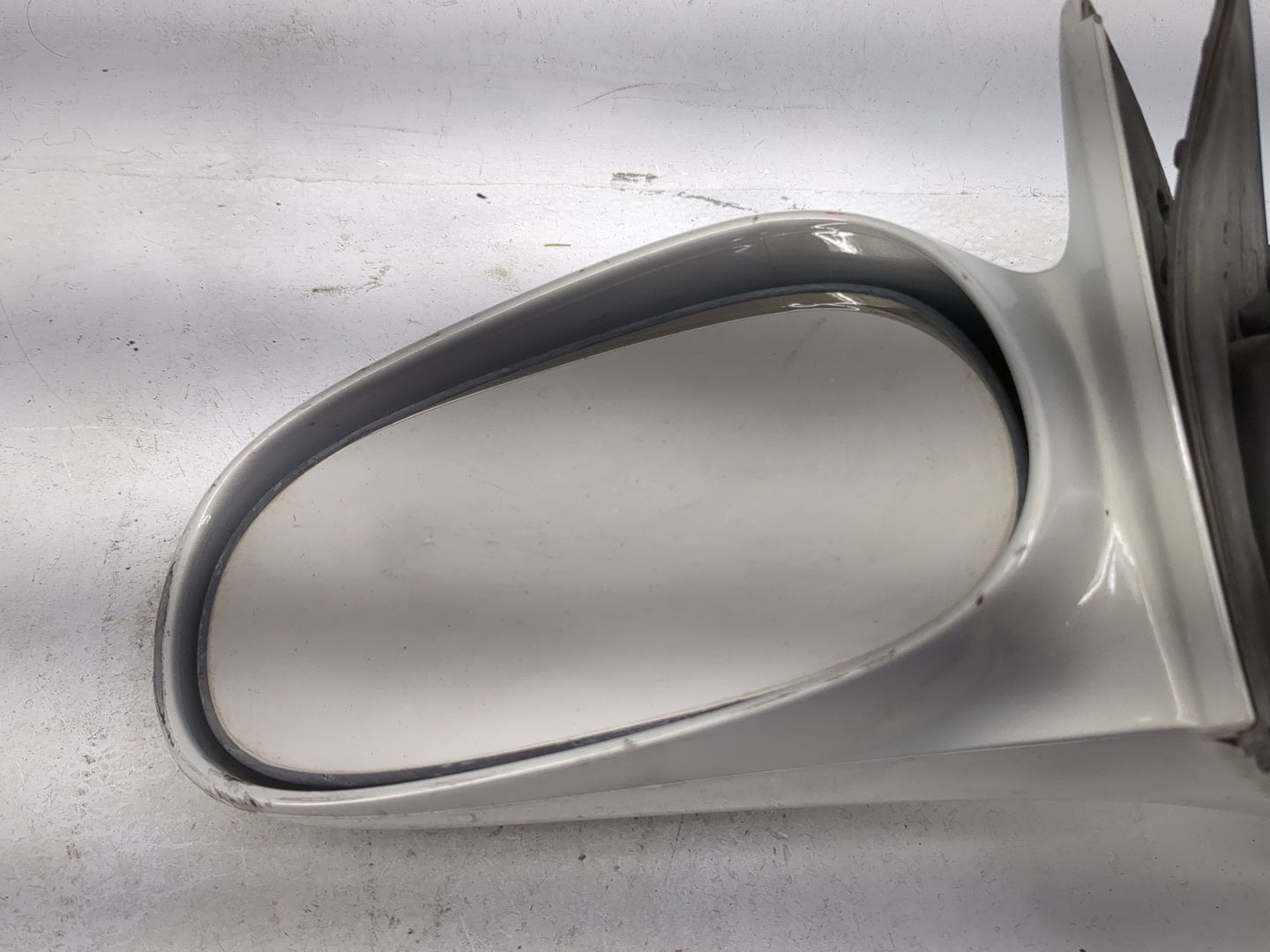 2002 Toyota Corolla Passenger Side View Mirror - Right Door Mirror OEM Used - Oemusedautoparts1.com