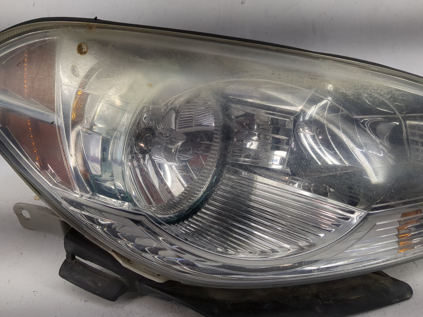 2001-2002 Toyota Corolla Driver Left Oem Head Light Headlight Lamp 1481321 - Oemusedautoparts1.com