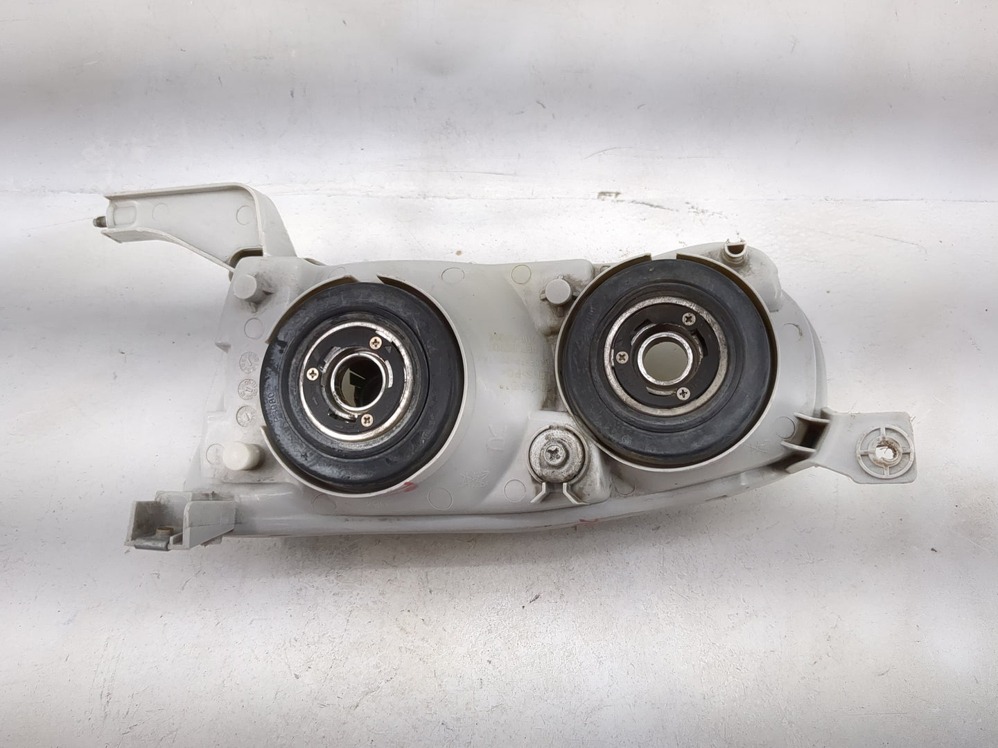 2001-2002 Toyota Corolla Passenger Right Oem Head Light Headlight Lamp 1481339 - Oemusedautoparts1.com