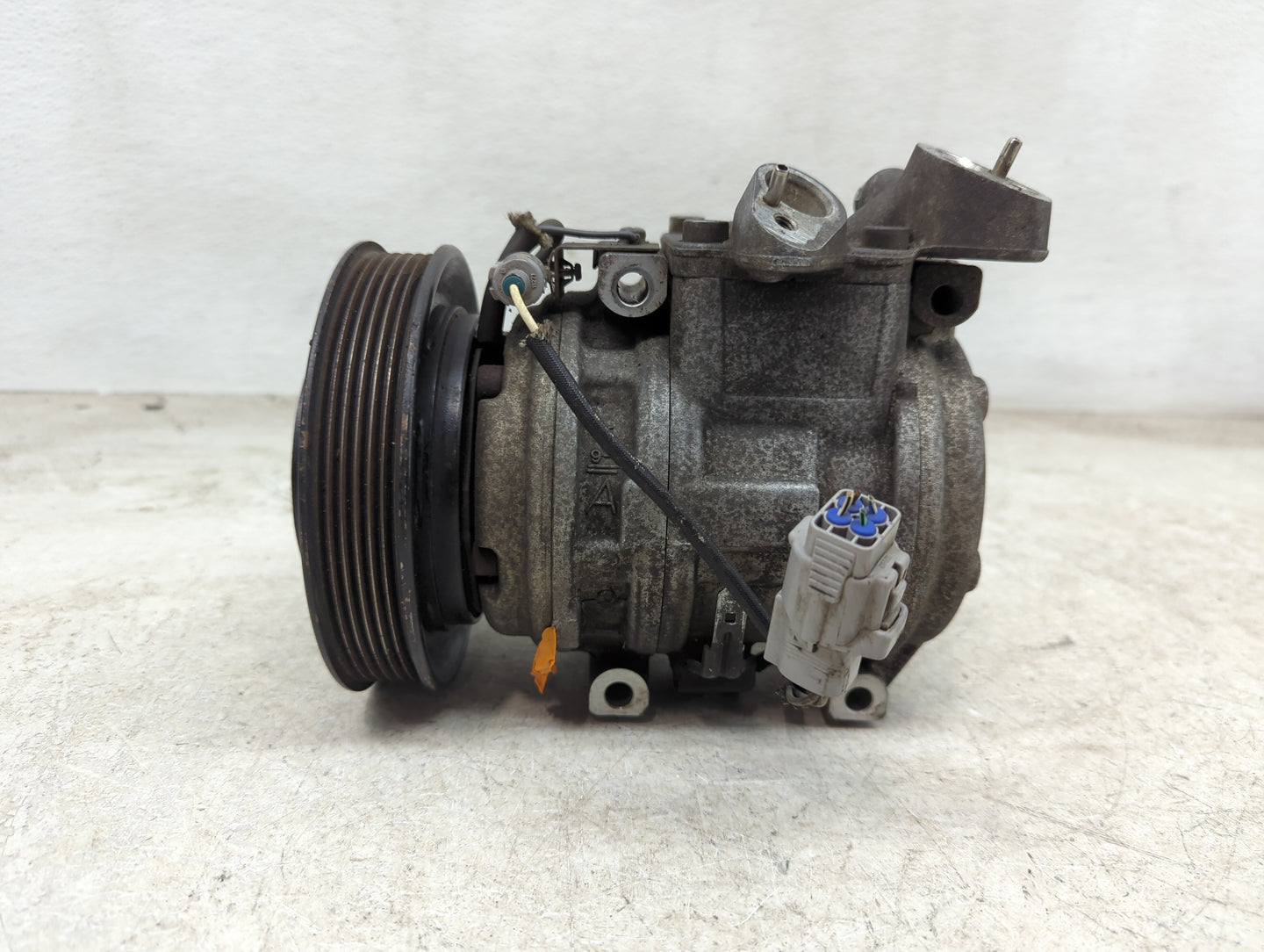 2002 Toyota Corolla Air Conditioning A/c Ac Compressor Oem - Oemusedautoparts1.com