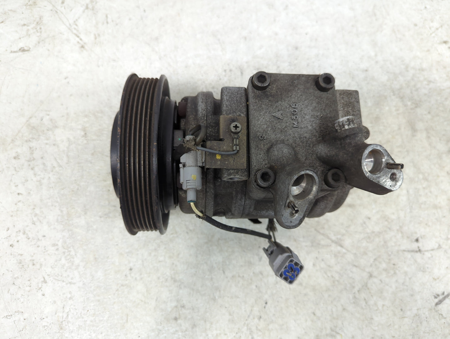 2002 Toyota Corolla Air Conditioning A/c Ac Compressor Oem - Oemusedautoparts1.com