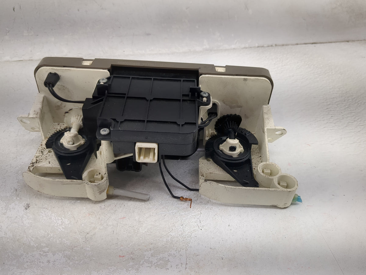 2001-2002 Toyota Corolla Climate Control Module Temperature AC/Heater Replacement P/N:5590002070 Fits Fits 2001 2002 OEM Use