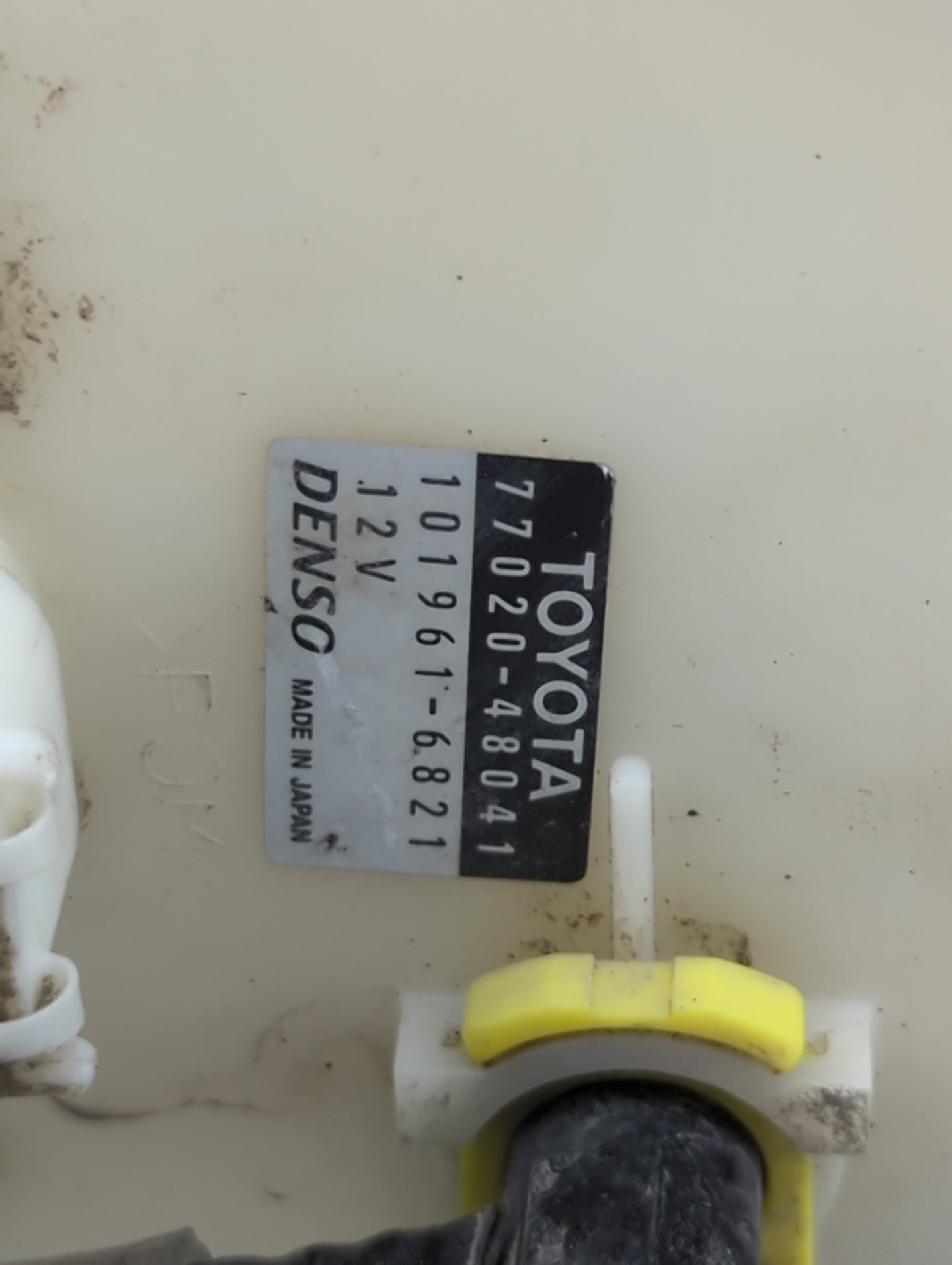 2001-2003 Toyota Highlander Electrical Gas Fuel Pump Assembly - Oemusedautoparts1.com