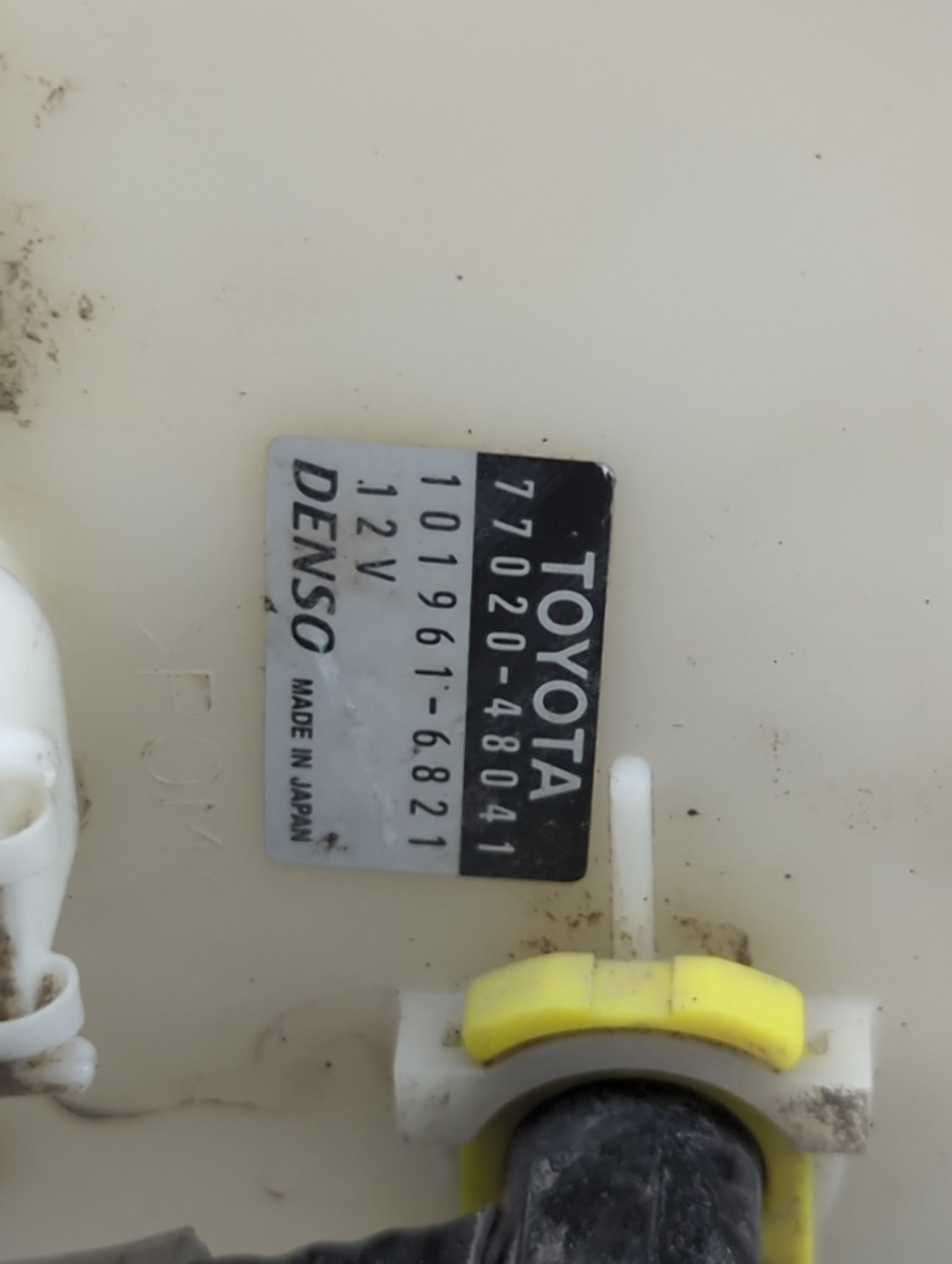 2001-2003 Toyota Highlander Electrical Gas Fuel Pump Assembly - Oemusedautoparts1.com