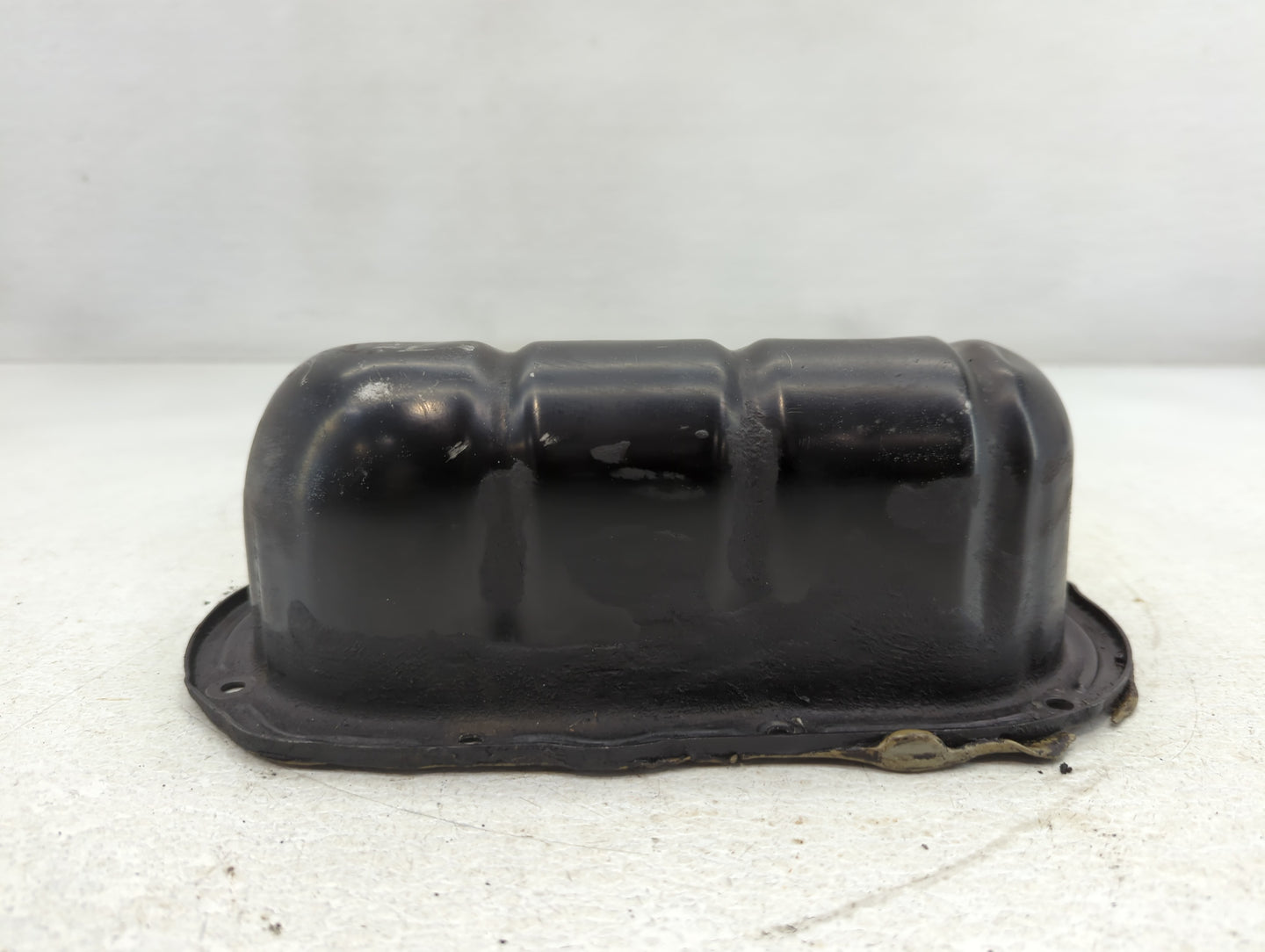 2001-2010 Toyota Highlander Engine Oil Pan Fits OEM Used Auto Parts - Oemusedautoparts1.com