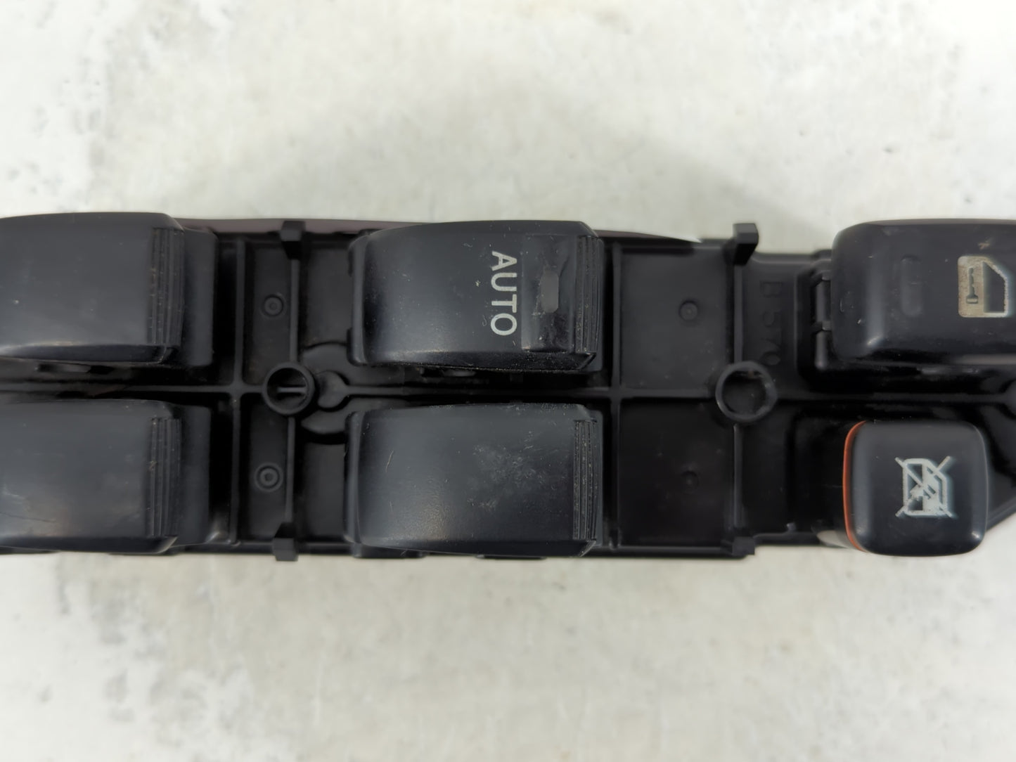 2001-2003 Toyota Highlander Master Power Window Switch Replacement Driver Side Left P/N:84040-48050 Fits Fits 2001 2002 2003