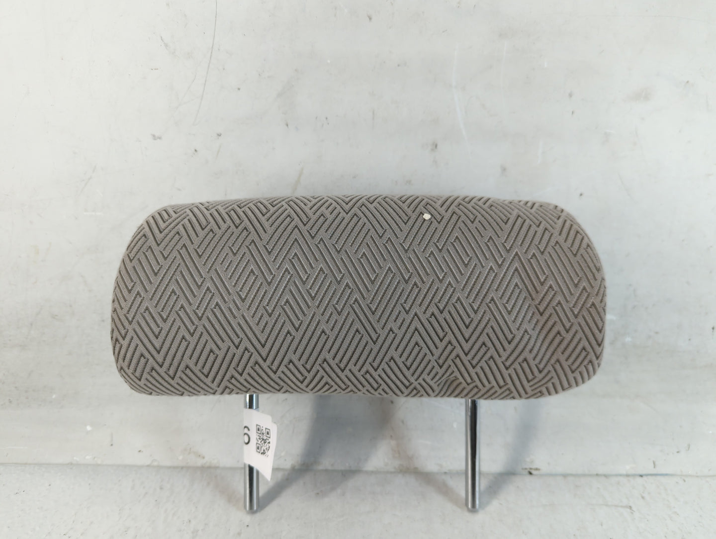2001-2003 Toyota Highlander Headrest Head Rest Front Driver Passenger Seat Fits Fits 2001 2002 2003 OEM Used Auto Parts - Oe