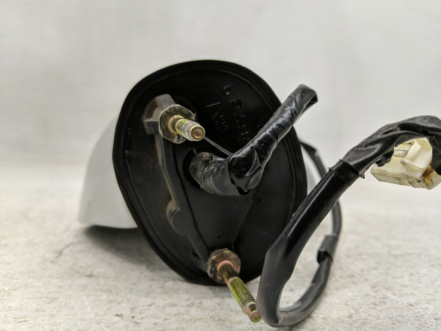 2002 Toyota Mr2 Driver Side View Mirror - Left Door Mirror OEM Used - Oemusedautoparts1.com