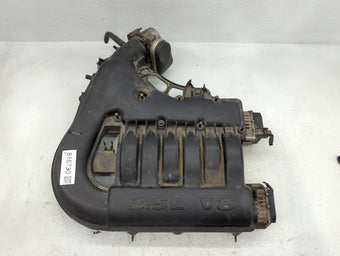 compare product 2002 Toyota Prius Passenger Right Cylinder Head Valve Cover P/N:0486 1691 AA Fits OEM Used Auto Parts