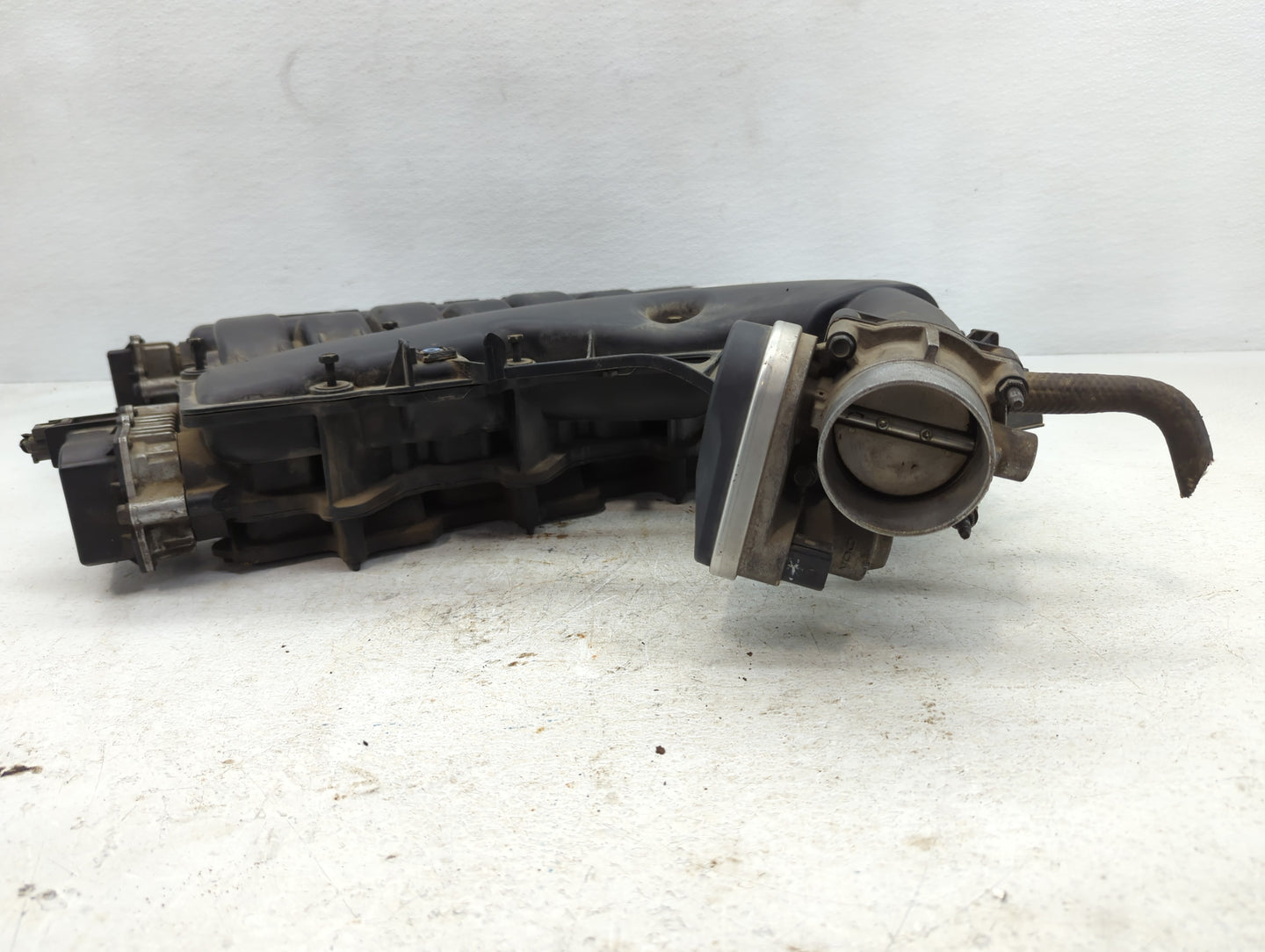 2002 Toyota Prius Passenger Right Cylinder Head Valve Cover P/N:0486 1691 AA Fits OEM Used Auto Parts - Oemusedautoparts1.co