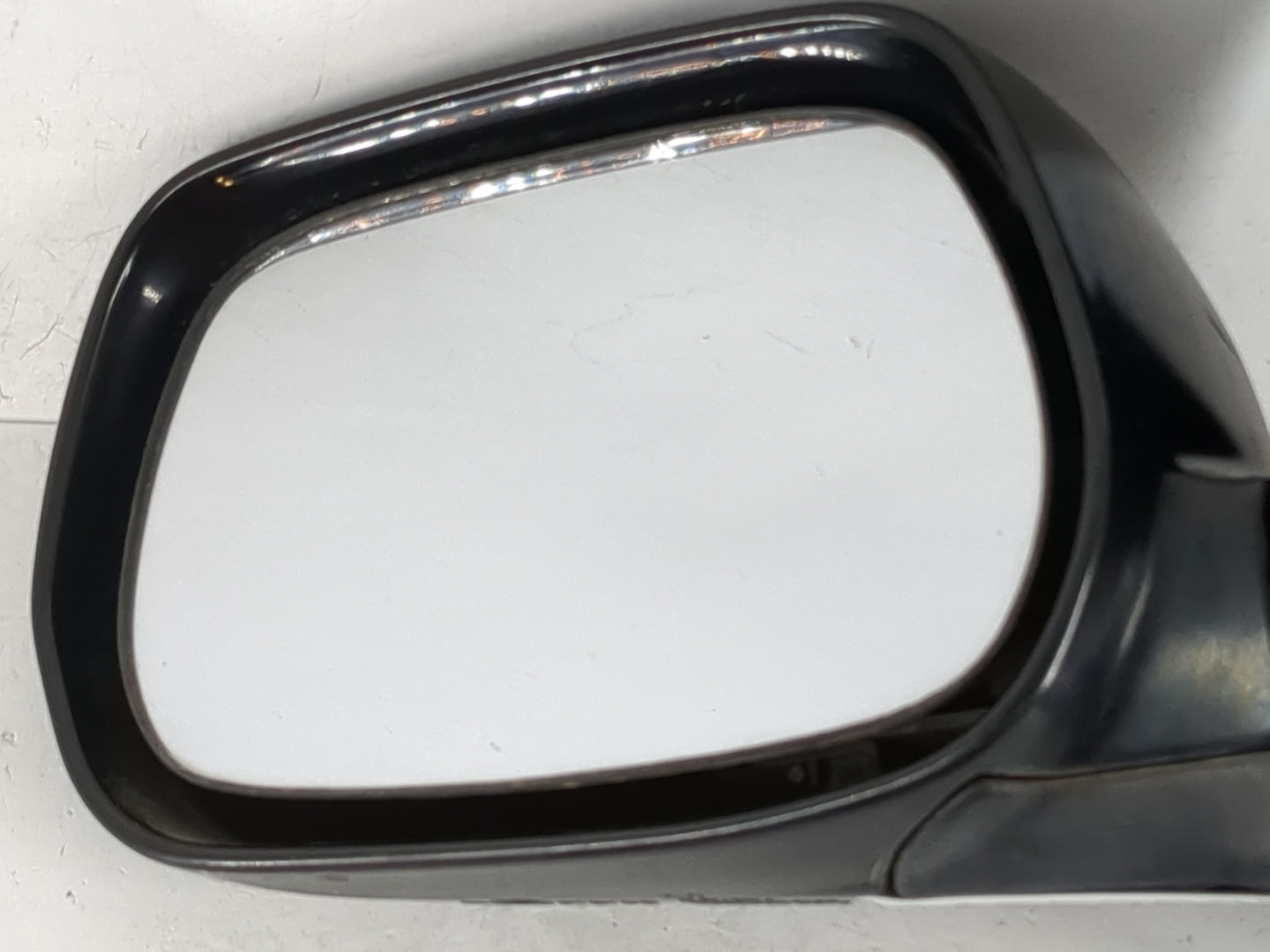2001-2003 Toyota Rav4 Driver Side View Mirror - Left Door Mirror OEM Used - Oemusedautoparts1.com