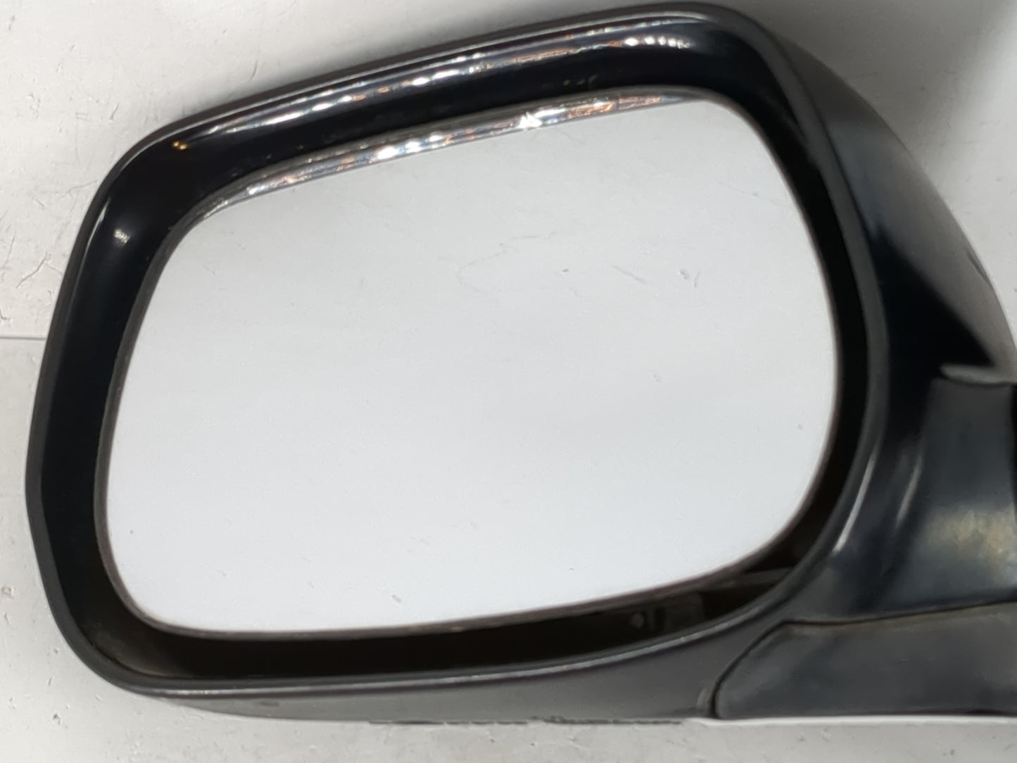 2001-2003 Toyota Rav4 Driver Side View Mirror - Left Door Mirror OEM Used - Oemusedautoparts1.com