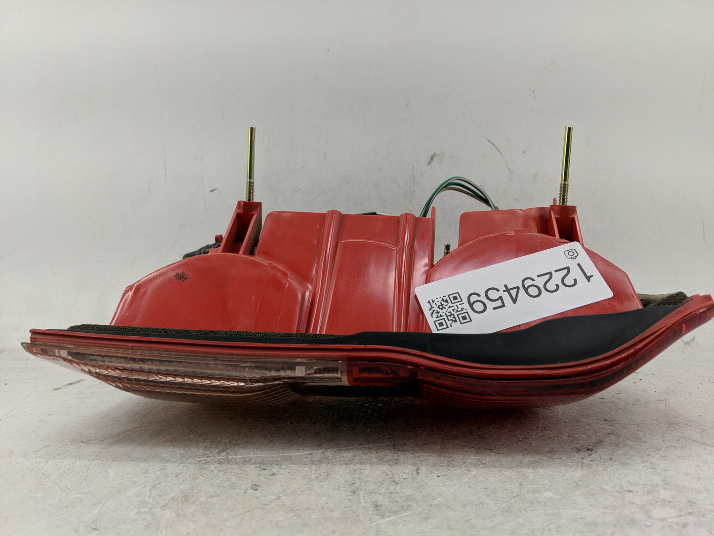 2001-2003 Toyota Rav4 Tail Light Assembly Passenger Right OEM Fits Fits 2001 2002 2003 OEM Used Auto Parts - Oemusedautopart