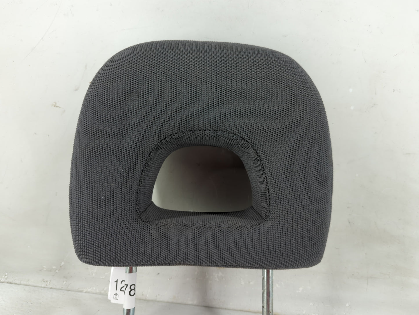 2002 Toyota Rav4 Headrest Head Rest Front Driver Passenger Seat Fits OEM Used Auto Parts - Oemusedautoparts1.com