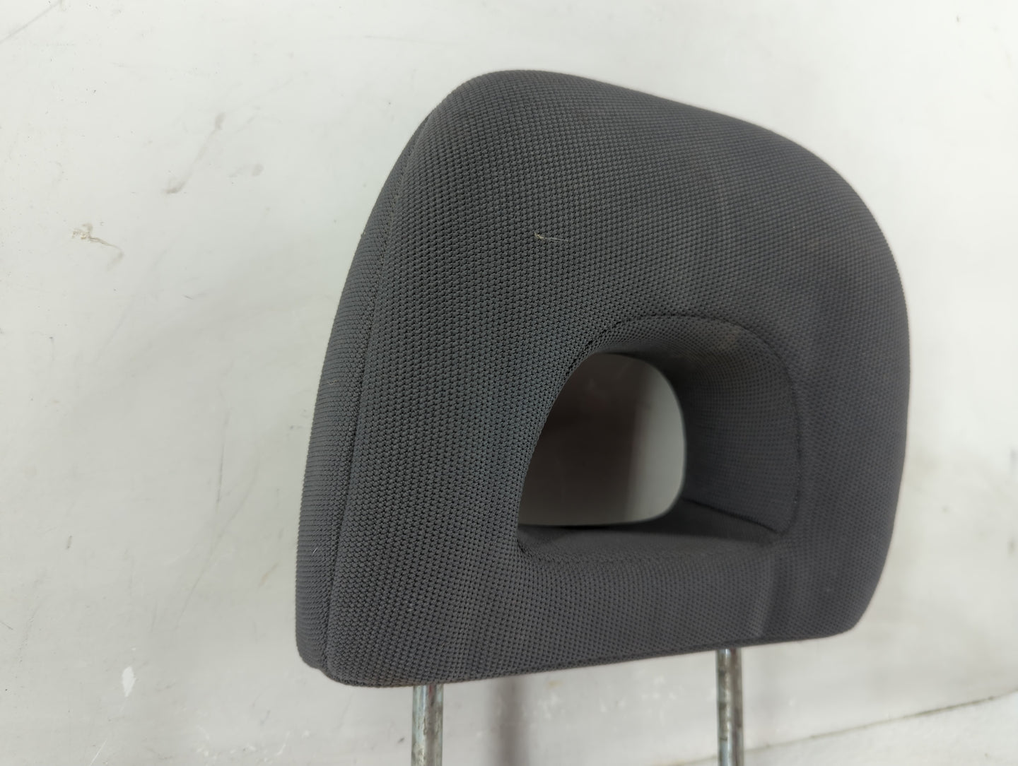 2002 Toyota Rav4 Headrest Head Rest Rear Seat Fits OEM Used Auto Parts - Oemusedautoparts1.com