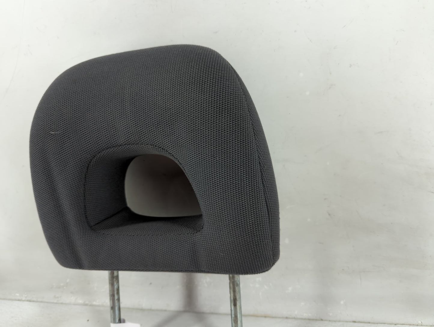 2002 Toyota Rav4 Headrest Head Rest Rear Seat Fits OEM Used Auto Parts - Oemusedautoparts1.com