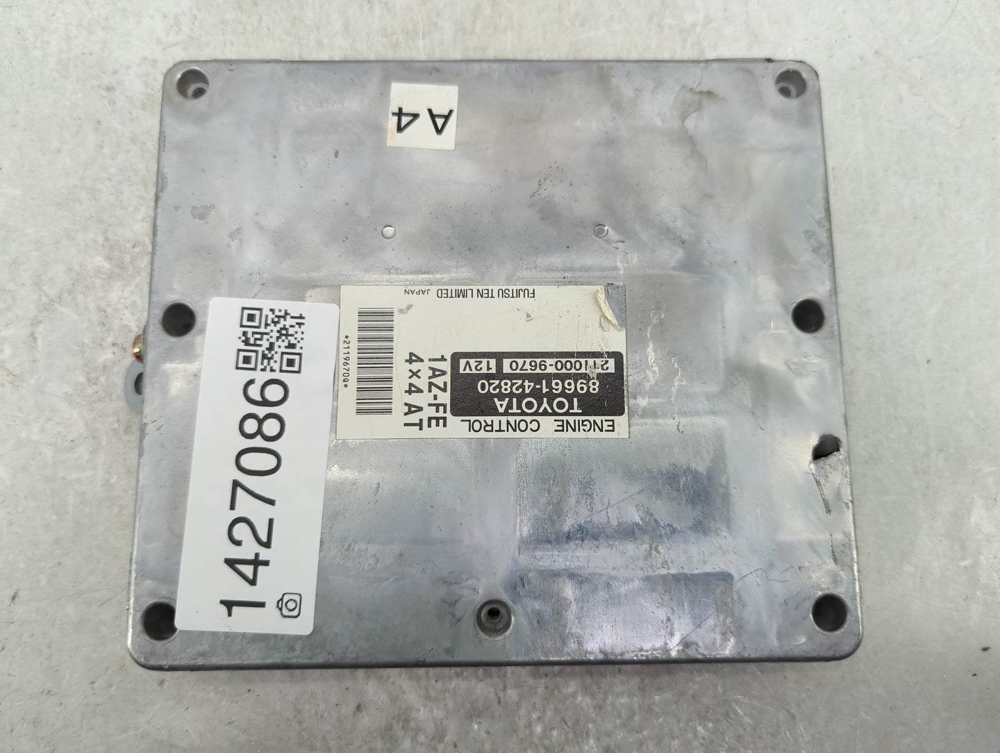 2001-2002 Toyota Rav4 PCM Engine Control Computer ECU ECM PCU OEM P/N:89661-42820 211000-9670 Fits Fits 2001 2002 OEM Used A