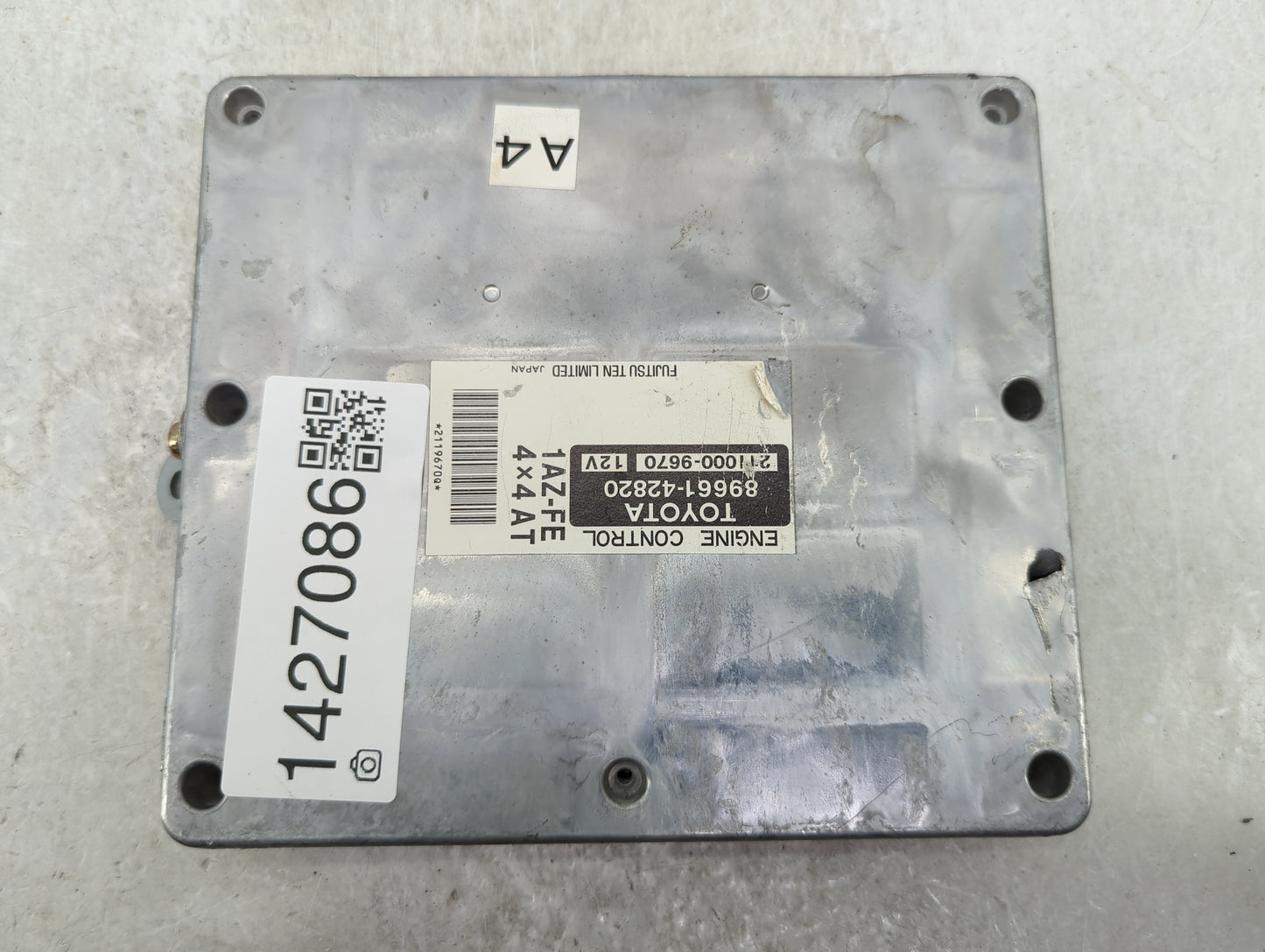 2001-2002 Toyota Rav4 PCM Engine Control Computer ECU ECM PCU OEM P/N:89661-42820 211000-9670 Fits Fits 2001 2002 OEM Used A