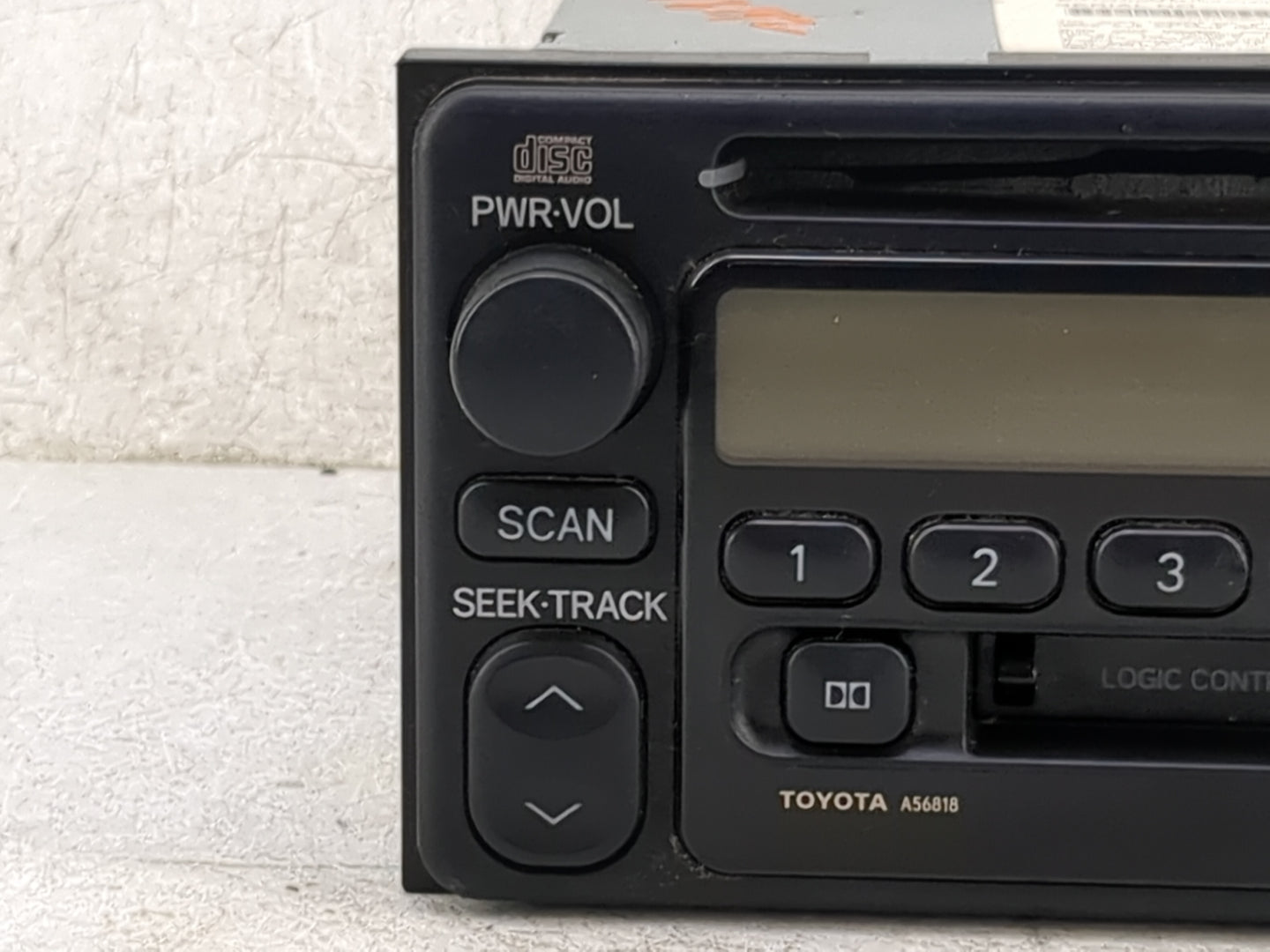 2001-2002 Toyota Rav4 Radio AM FM Cd Player Receiver Replacement P/N:86120-42040 CQ-JT3060X Fits Fits 2001 2002 OEM Used Aut